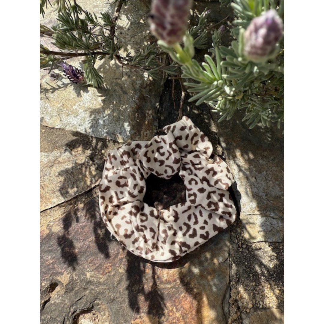 Conceptnails - Scrunchie Leo Beige