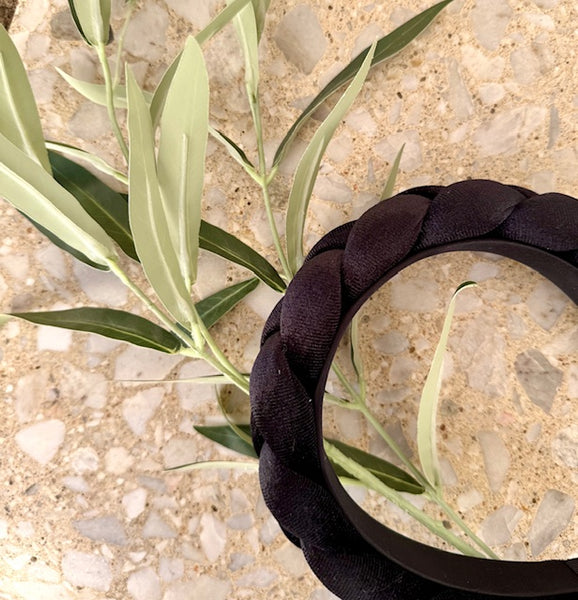 Conceptnails by INESSA - Geflochtenes Haarband „Renata“ Schwarz