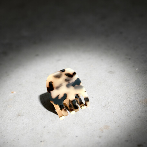 Conceptnails by INESSA - Haarspange „Marlen“ M in Leo Rosebeige Schwarz